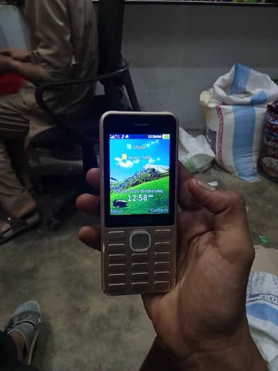 Q mobile Final 2000 (call 03010083138)