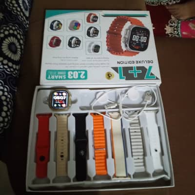 The watch is ultra 3 beautiful condition 10/9 7 straps original