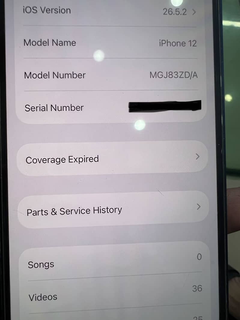Apple iPhone 12 4