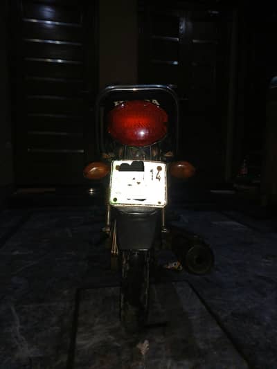 CG 125