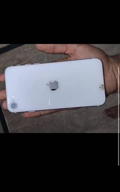 Apple iPhone SE