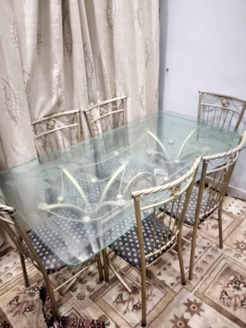 Dining Table & Chairs 3