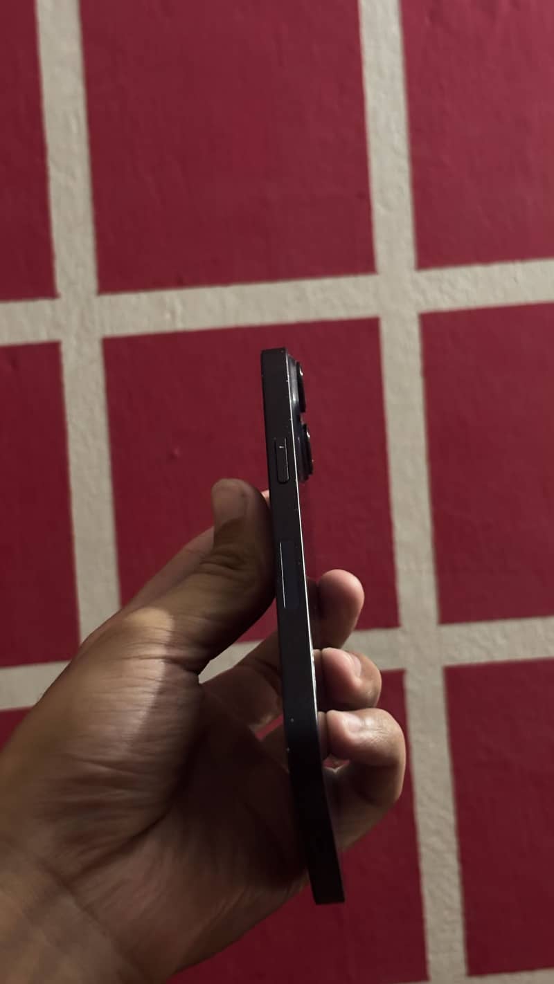 Apple iPhone 14 1