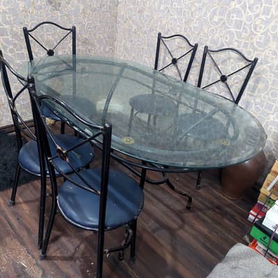 Dining table 6 seater