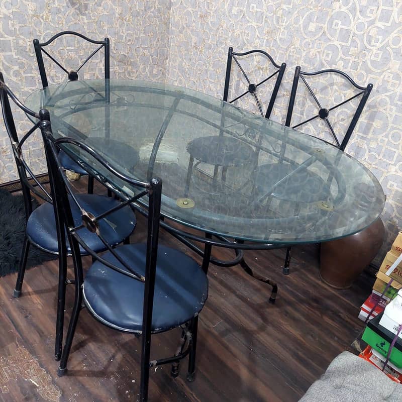 Dining table 6 seater 0