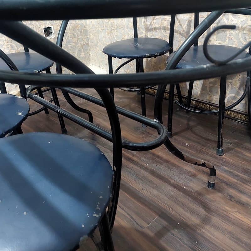 Dining table 6 seater 2