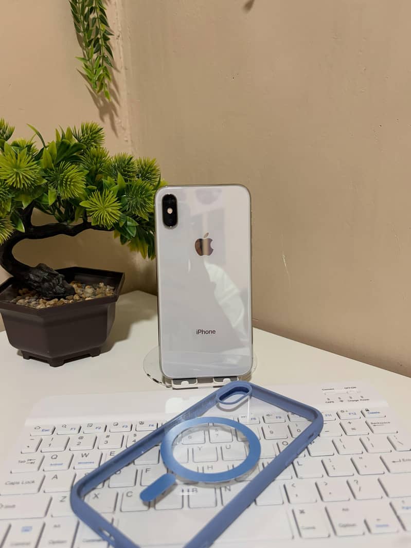 Apple iPhone X 0