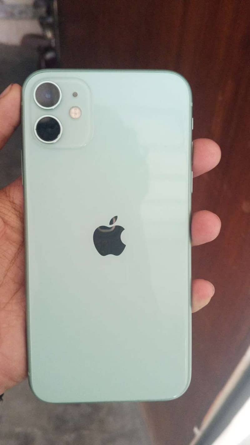 Apple iPhone 11 3