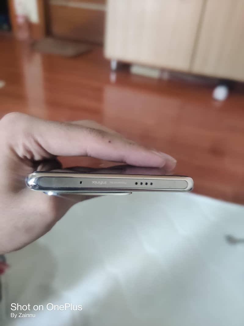 Infinix Zero 30 6