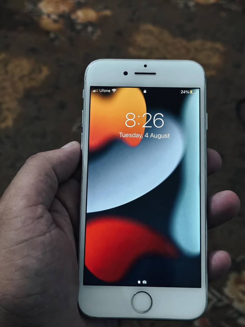 Apple iPhone 7 1