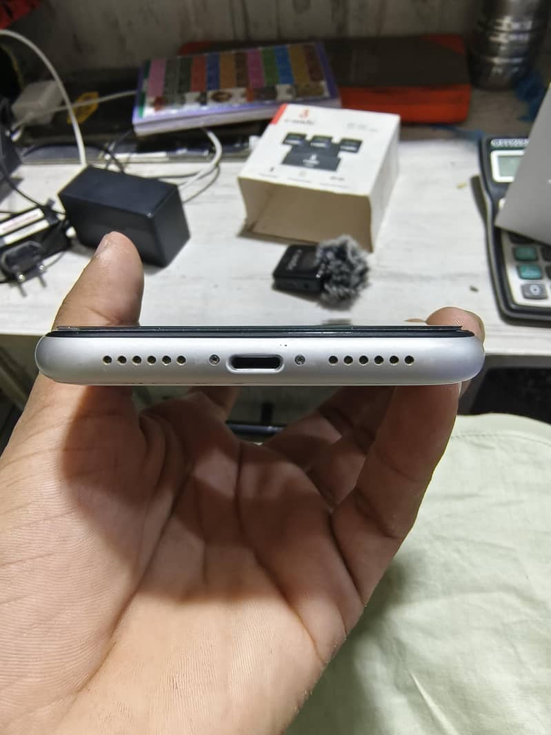 Apple iPhone 11 2