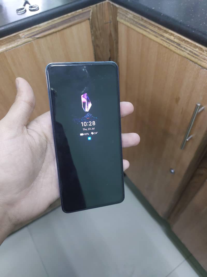 Tecno CAMON 20 2