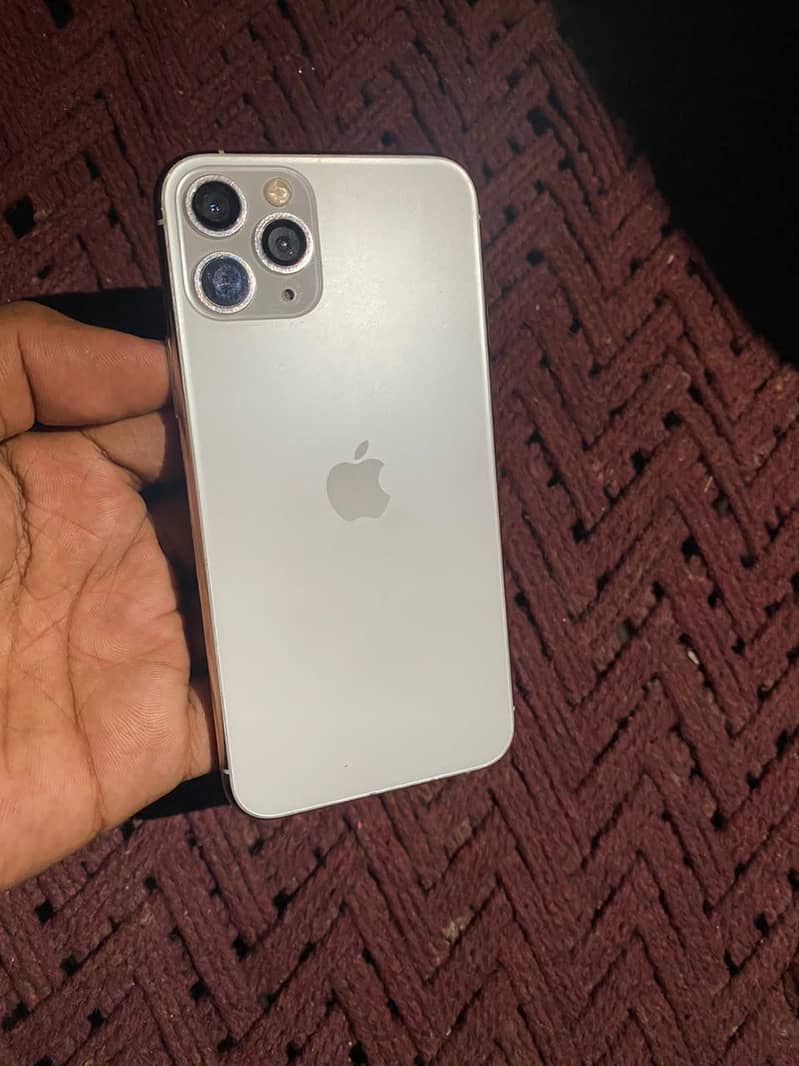 Apple iPhone 11 Pro 0