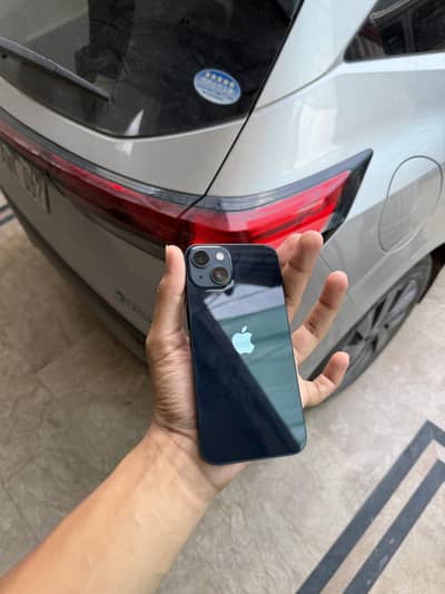 iPhone 13