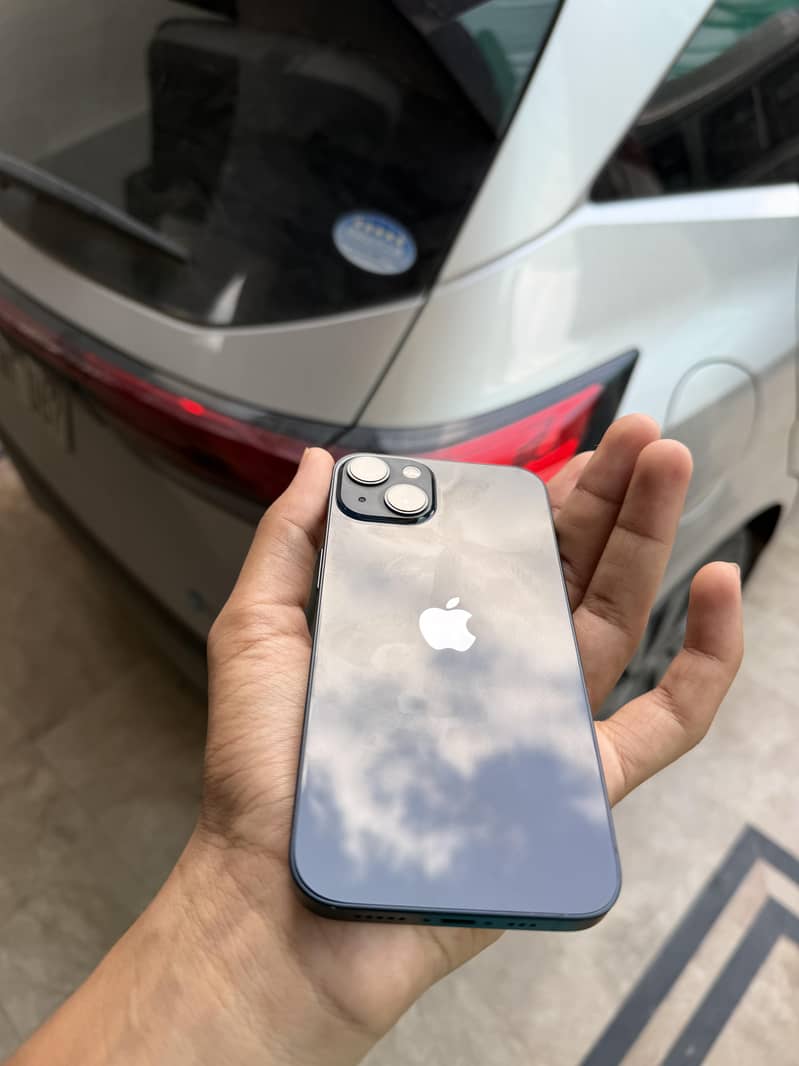 iPhone 13 1