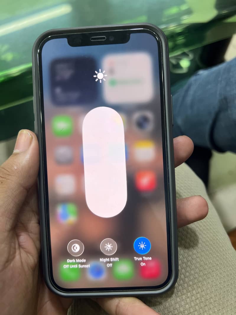 Apple iPhone 12 8