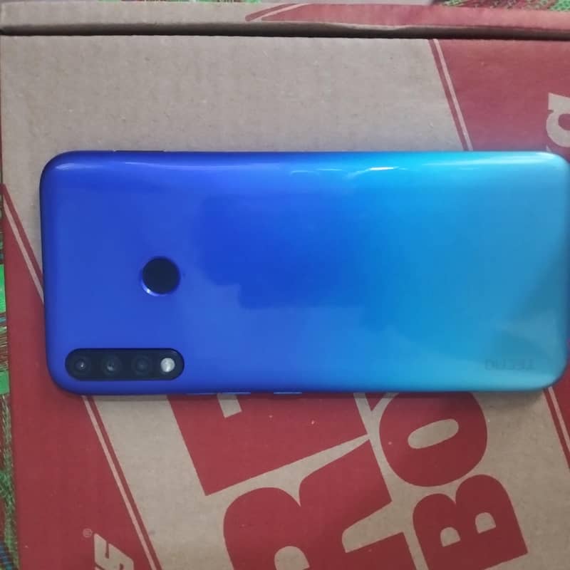 Tecno Spark 4 0
