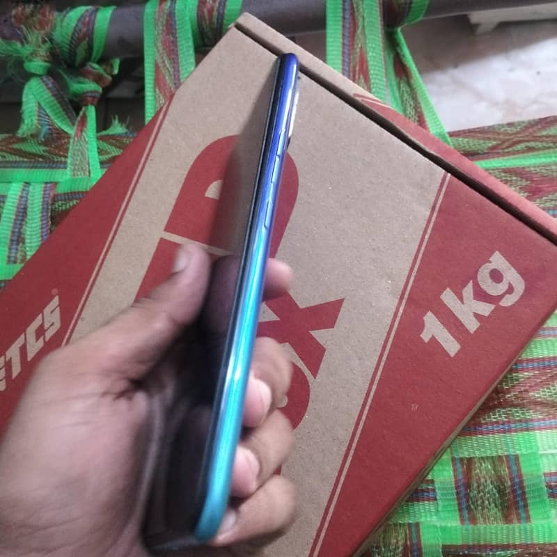 Tecno Spark 4 1