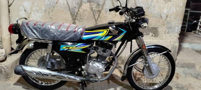 Honda CG 125 – Neat & Clean | Excellent Condition | Ready to Ride