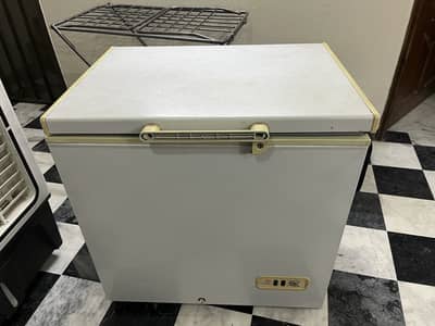 Dawlance freezer