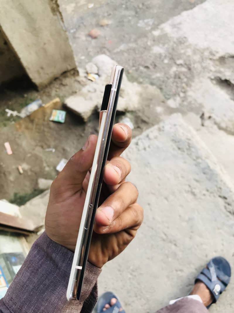 Google Pixel 6 Pro 2