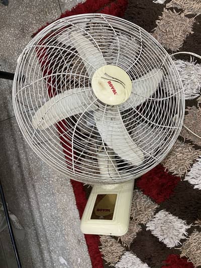 Fan Royal Brand Bracket Type Good Condition