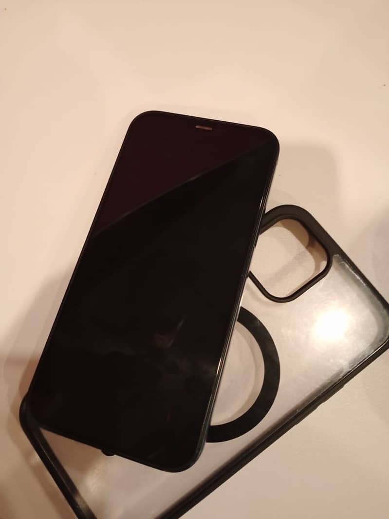 Apple iPhone 12 7
