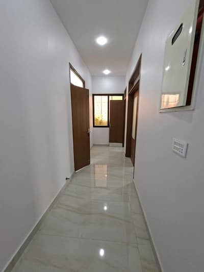 Flat For Sale 2 Bed Dd Safari Omega View Block 13 Gulistan e Johar