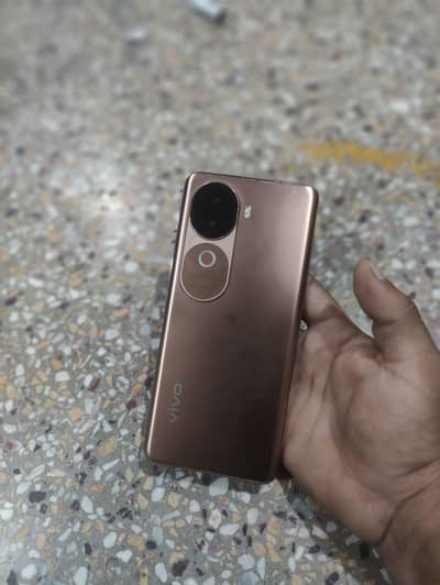 Vivo V40e