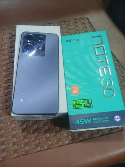 Infinix Note 30