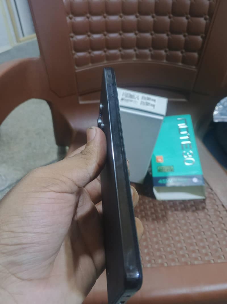 Infinix Note 30 4
