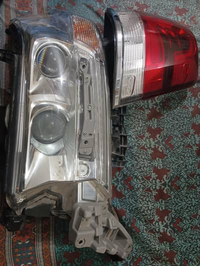 2/3 car back front light for goog condition