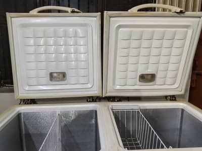 WAVES DOUBLE DOOR DEEP FREEZER - EXCELLENT CONDITION