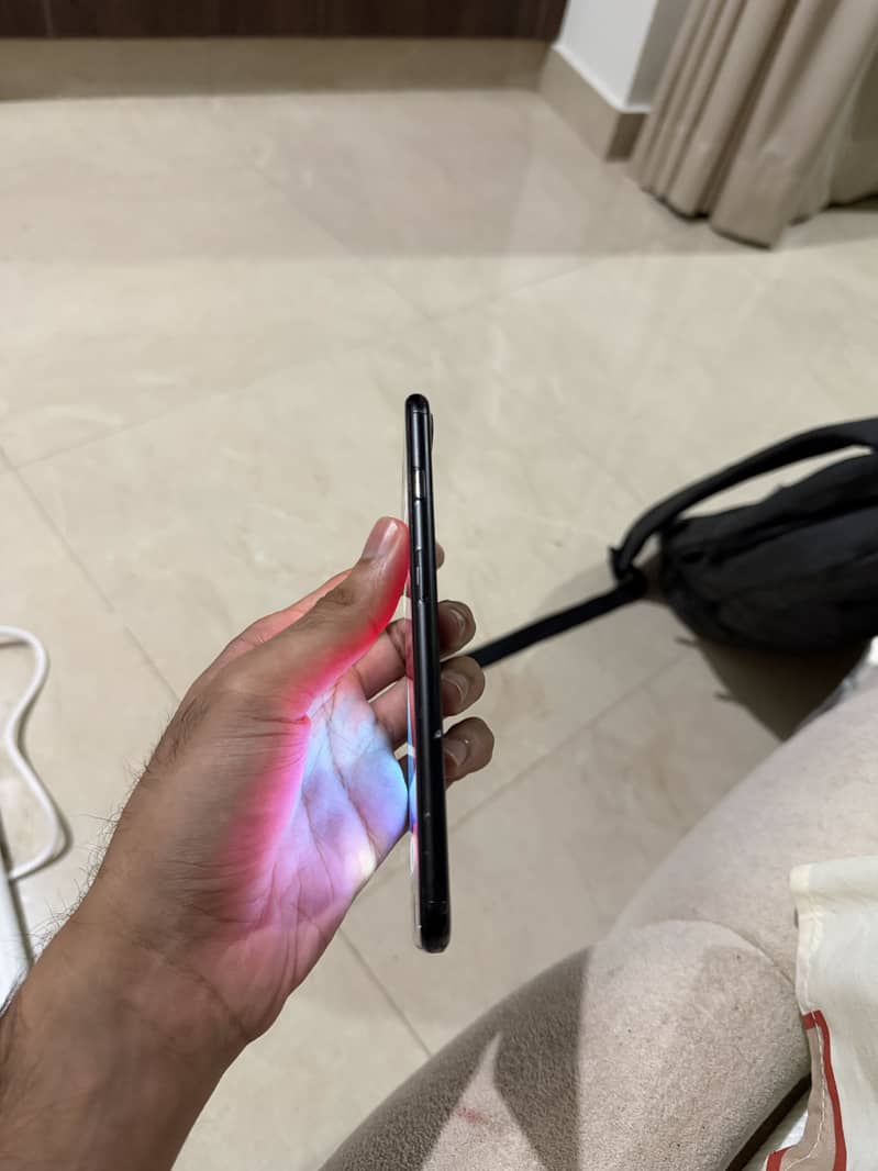 Apple iPhone 7 Plus 4