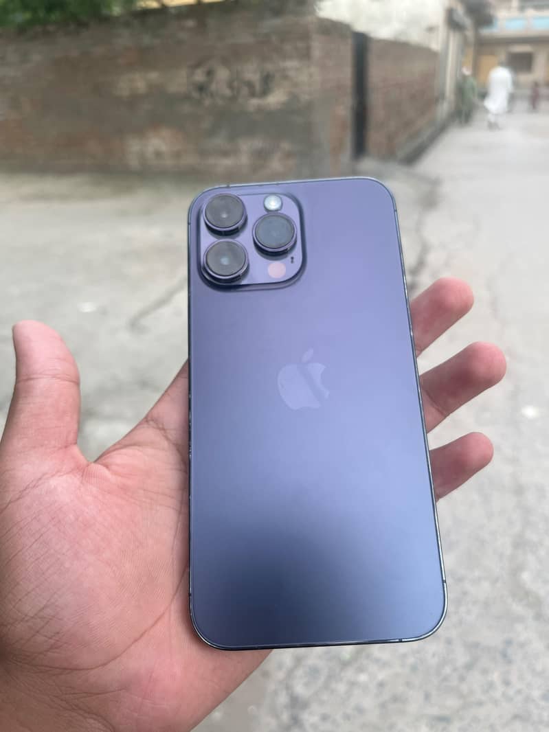 Apple iPhone 14 Pro Max 0