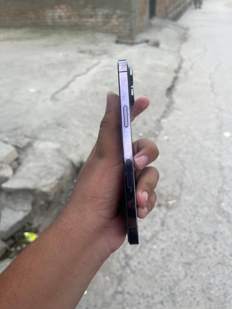 Apple iPhone 14 Pro Max 5