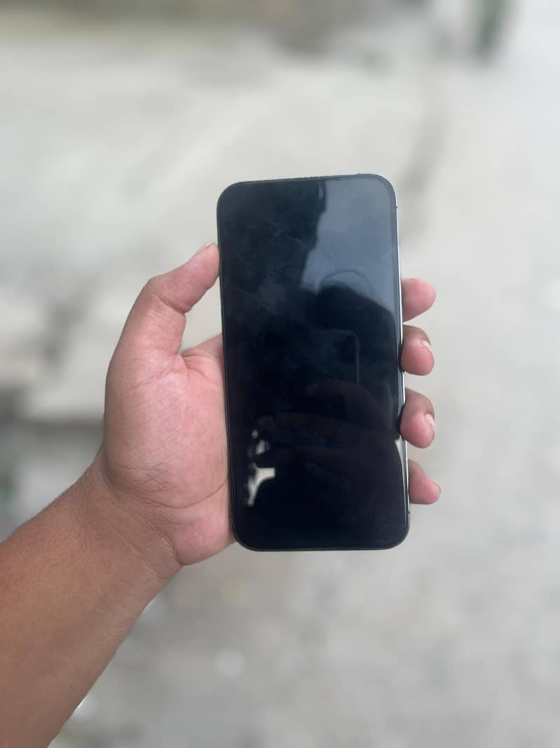 Apple iPhone 14 Pro Max 6