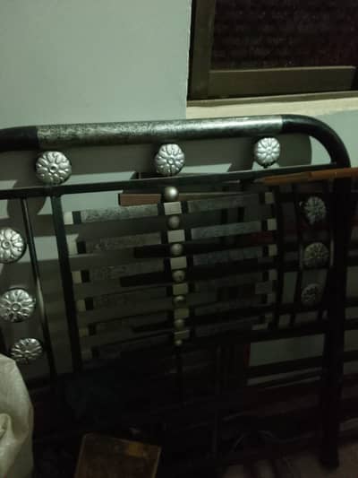 2 single bed