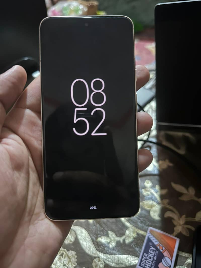 Google Pixel 8 1