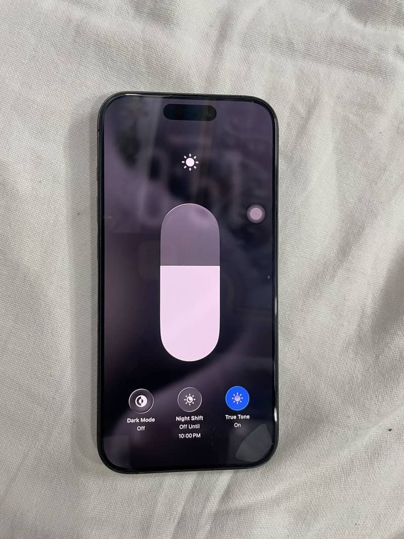 Apple iPhone 15 Pro 2