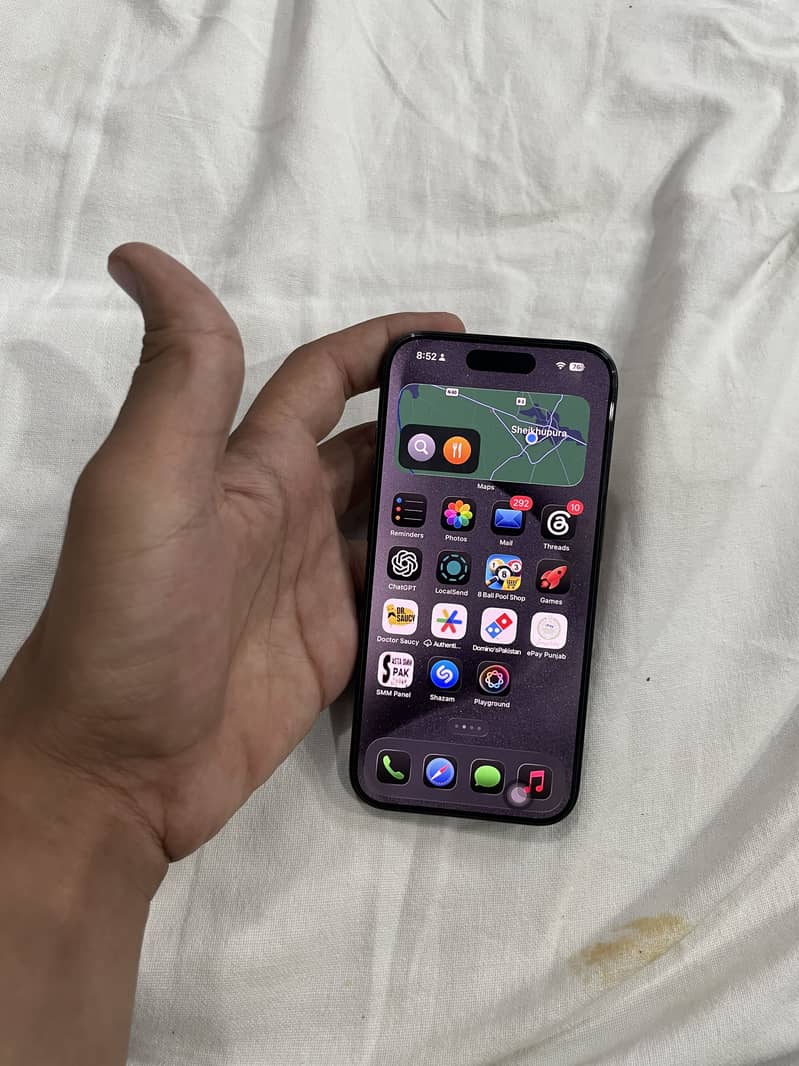 Apple iPhone 15 Pro 6