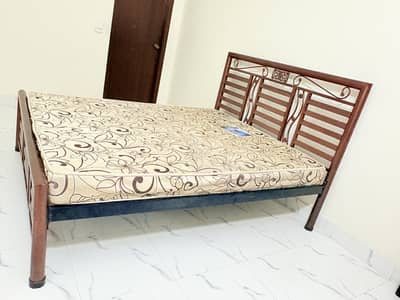 Double Bed with Metal Frame & Mattress – Excellent Condition