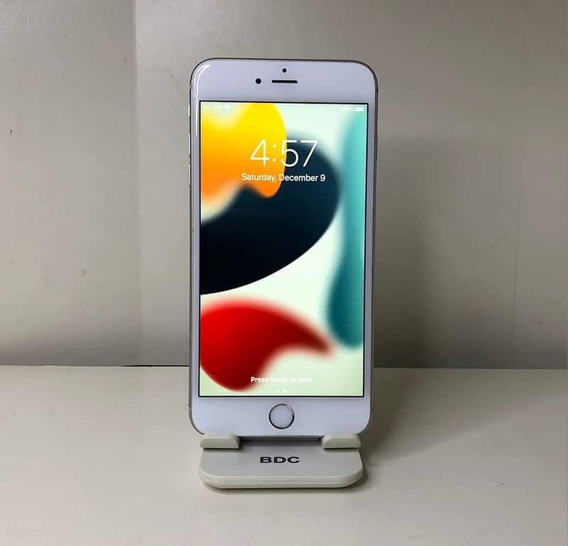 Apple iPhone 6S Plus 8