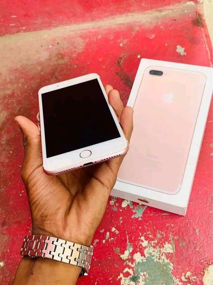 Apple iPhone 7 Plus 1