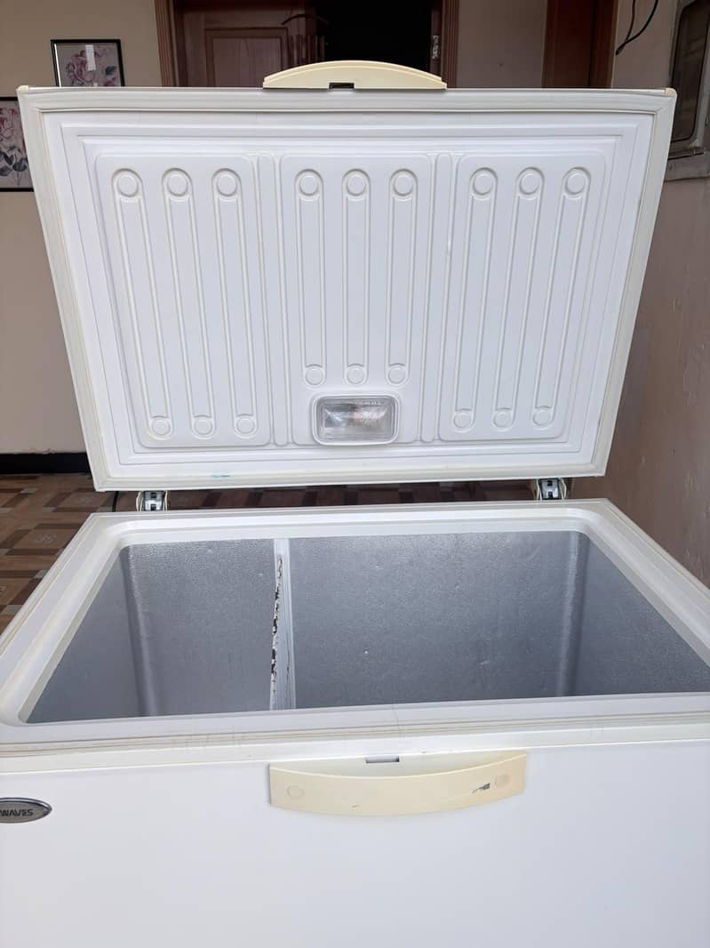 Waves Freezer 1