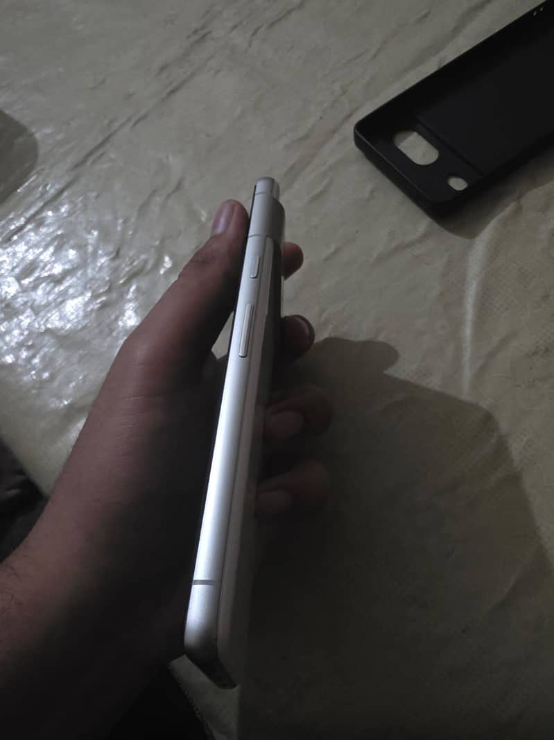 Google Pixel 7 3