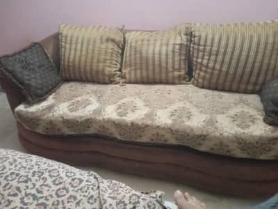 imported 3 seater sofa