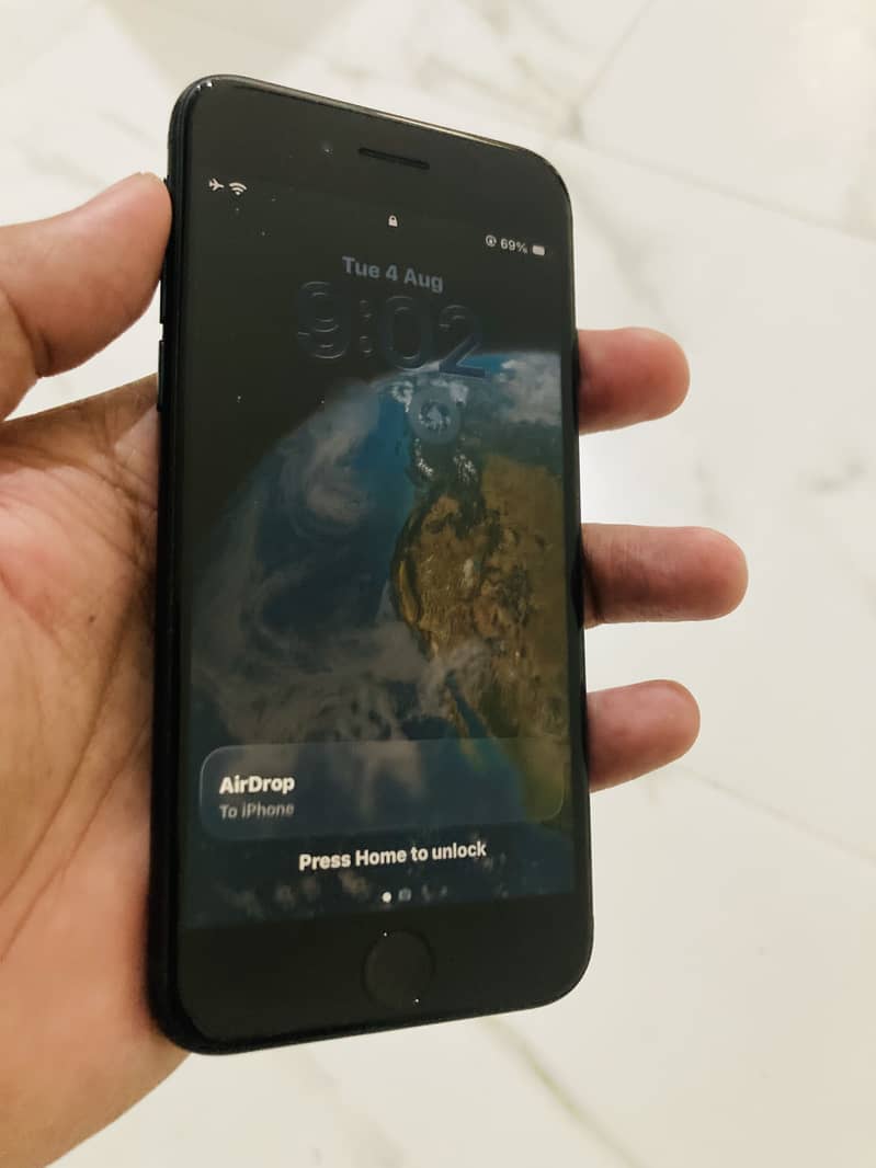 Apple iPhone SE 3rd generation 3
