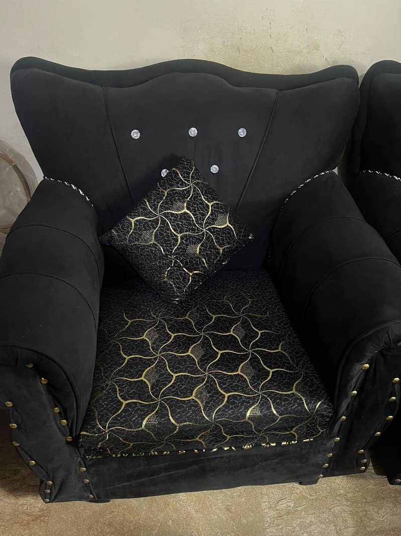 used sofa set 0