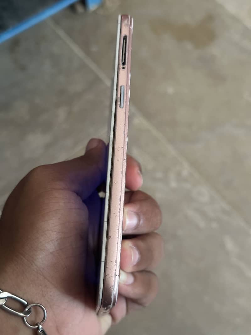 OPPO A57 4